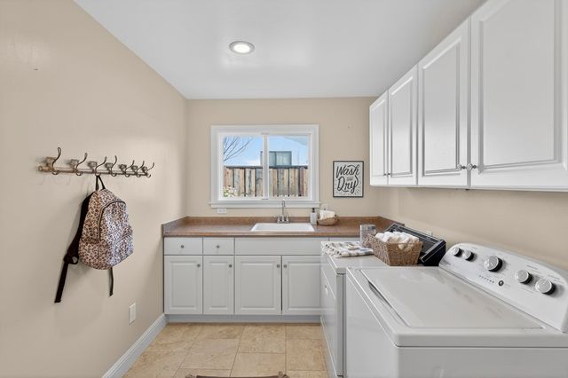 1625 Endriss Dr, Martinez, CA 94553