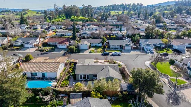 1625 Endriss Dr, Martinez, CA 94553