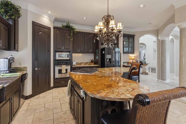 537 Villa Drive, Seabrook, TX 77586