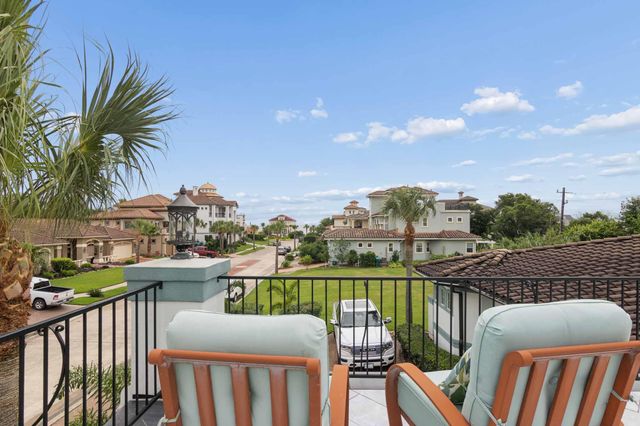 537 Villa Drive, Seabrook, TX 77586