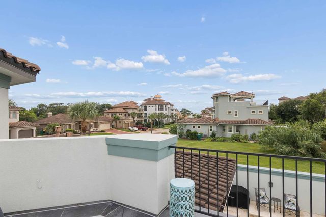 537 Villa Drive, Seabrook, TX 77586
