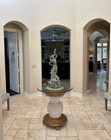 537 Villa Drive, Seabrook, TX 77586