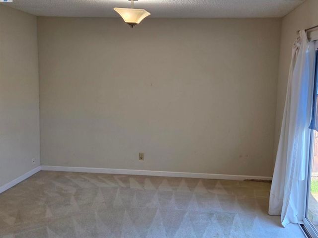 6198 Hancock Ave, San Jose, CA 95123