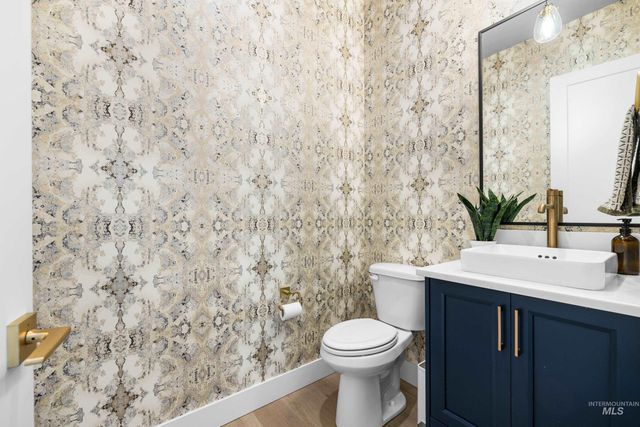 7997 W Suttle Lake Drive, Boise, ID 83714