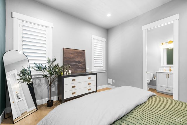 7997 W Suttle Lake Drive, Boise, ID 83714