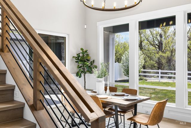 7997 W Suttle Lake Drive, Boise, ID 83714