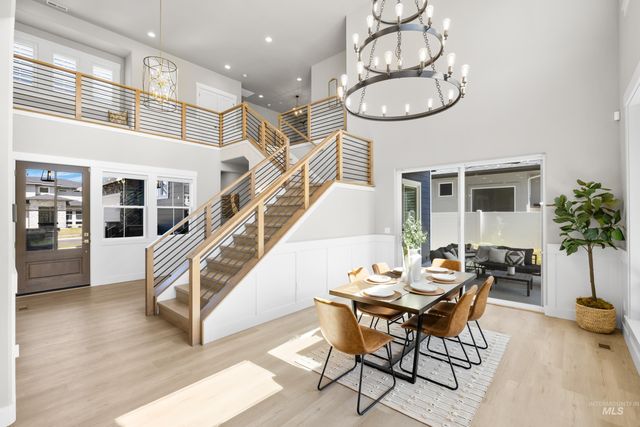 7997 W Suttle Lake Drive, Boise, ID 83714