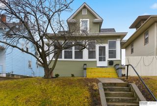 2205 F Street, Omaha, NE 68107