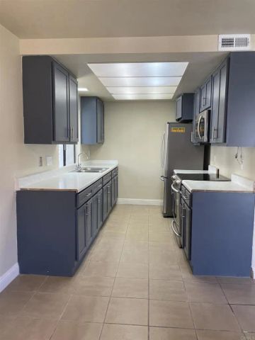 1925 Via Las Palmas 44A, National City, CA 91950