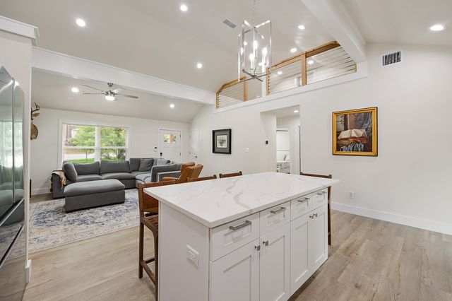114 Ricky Road, Gun Barrel City, TX 75156