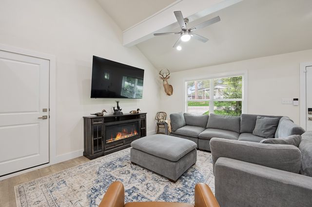 114 Ricky Road, Gun Barrel City, TX 75156