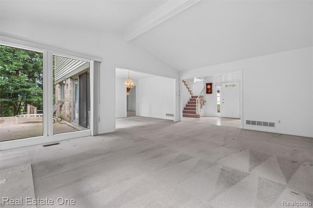 3400 Wedgewood Drive, Rochester Hills, MI 48306