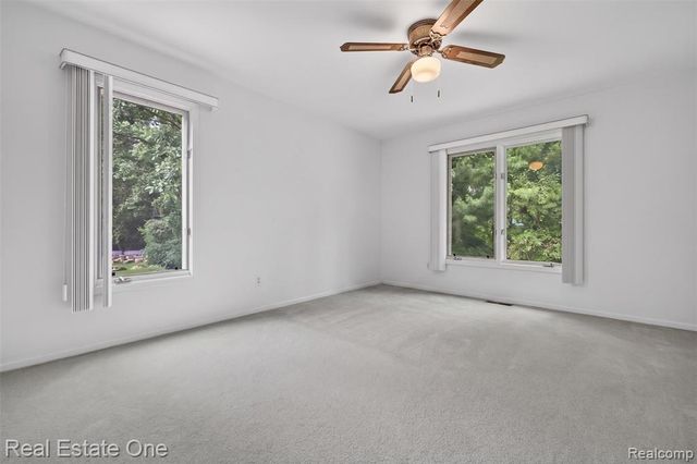 3400 Wedgewood Drive, Rochester Hills, MI 48306