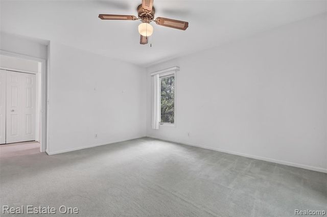 3400 Wedgewood Drive, Rochester Hills, MI 48306