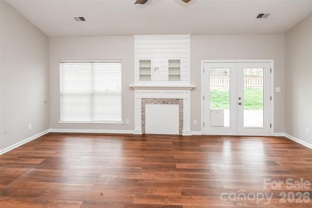 11358 Clayford Ridge, Charlotte, NC 28215