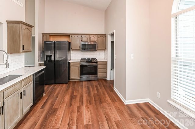 11358 Clayford Ridge, Charlotte, NC 28215