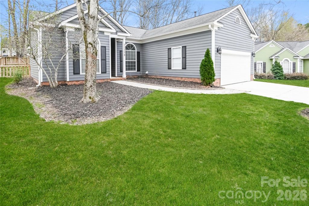 11358 Clayford Ridge, Charlotte, NC 28215