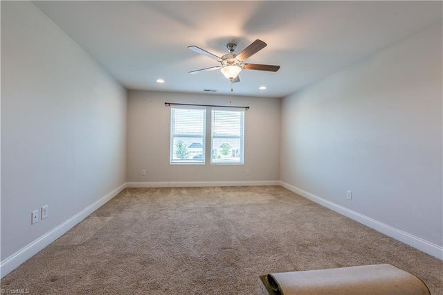 1678 Coopers Hawk Drive, Kernersville, NC 27284