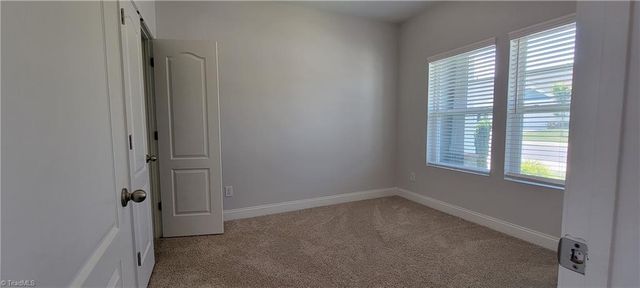 1678 Coopers Hawk Drive, Kernersville, NC 27284
