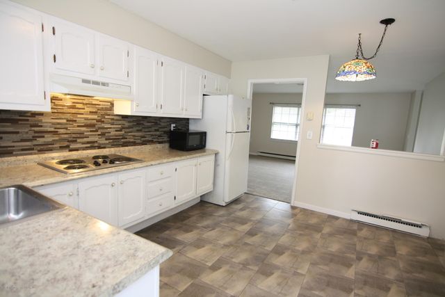 463D Portsmouth Drive 1004, Lakewood, NJ 08701