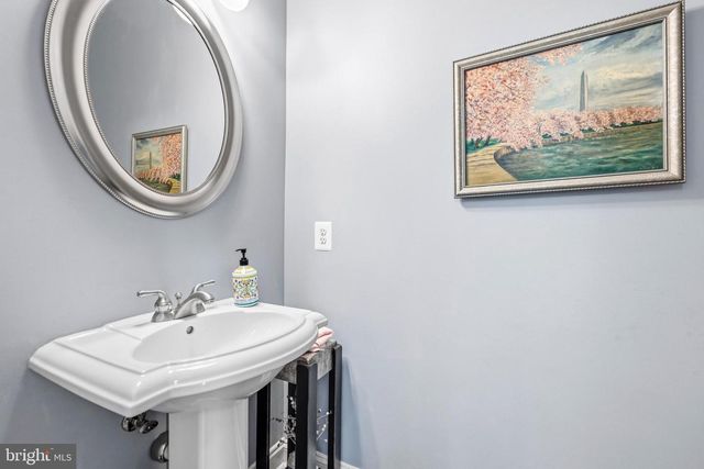 514 LIBERTY BLVD, Locust Grove, VA 22508