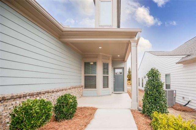 5905 Deerbrook Court, Hoschton, GA 30548