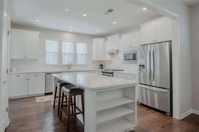 5905 Deerbrook Court, Hoschton, GA 30548