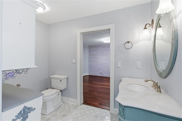 202 NW Yennie Street, Grain Valley, MO 64029