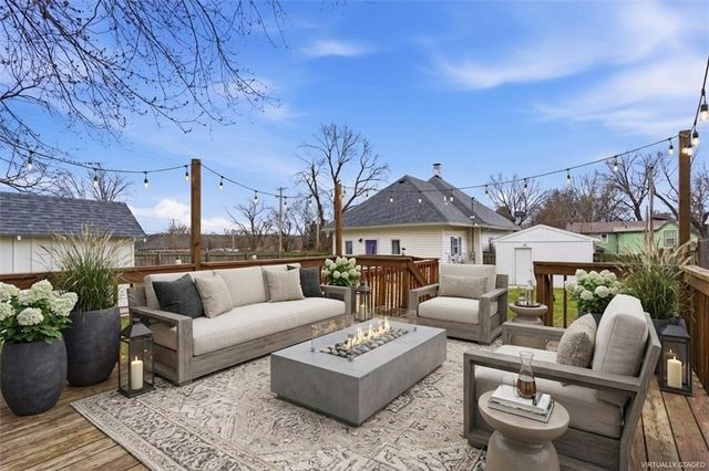 202 NW Yennie Street, Grain Valley, MO 64029