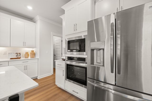 2135 Daniel Johnson Way, Clarksville, TN 37043