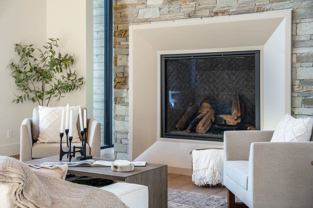 9308 Nine Bark Road, Truckee, CA 96161