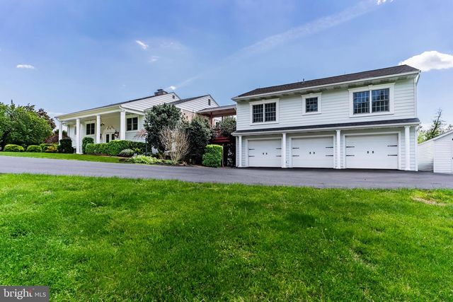 3428 LISBURN RD, Mechanicsburg, PA 17055