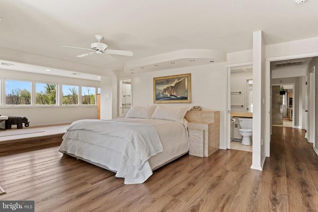3428 LISBURN RD, Mechanicsburg, PA 17055