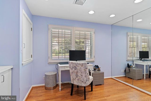 3428 LISBURN RD, Mechanicsburg, PA 17055