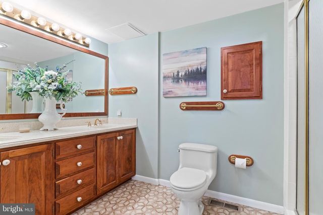3428 LISBURN RD, Mechanicsburg, PA 17055