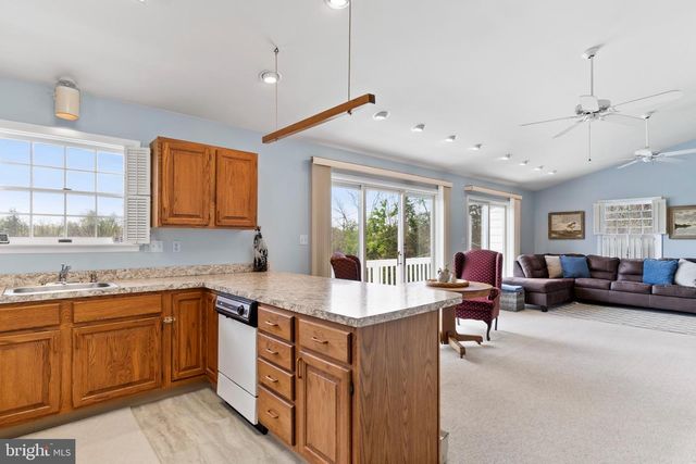 3428 LISBURN RD, Mechanicsburg, PA 17055