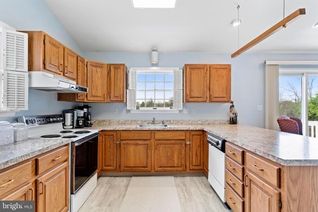3428 LISBURN RD, Mechanicsburg, PA 17055