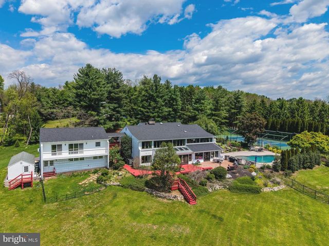3428 LISBURN RD, Mechanicsburg, PA 17055
