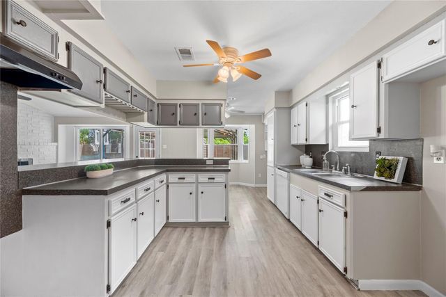 12211 Pine Knoll Drive, Houston, TX 77099