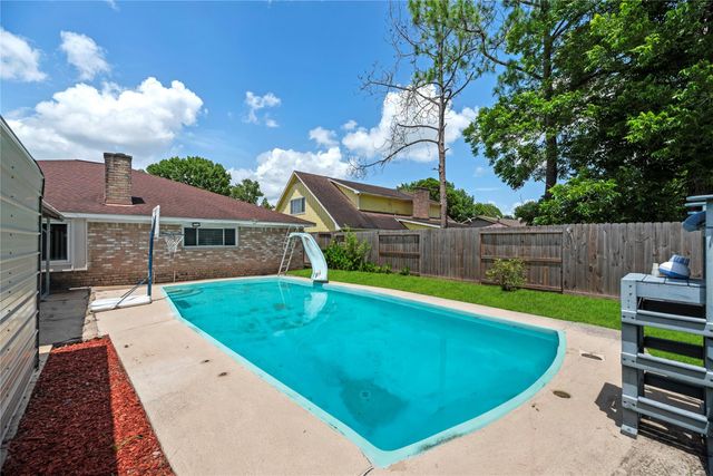 12211 Pine Knoll Drive, Houston, TX 77099