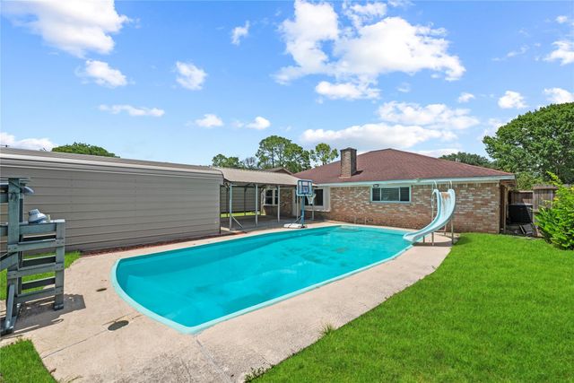 12211 Pine Knoll Drive, Houston, TX 77099