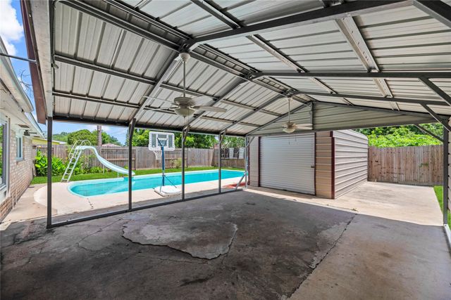 12211 Pine Knoll Drive, Houston, TX 77099