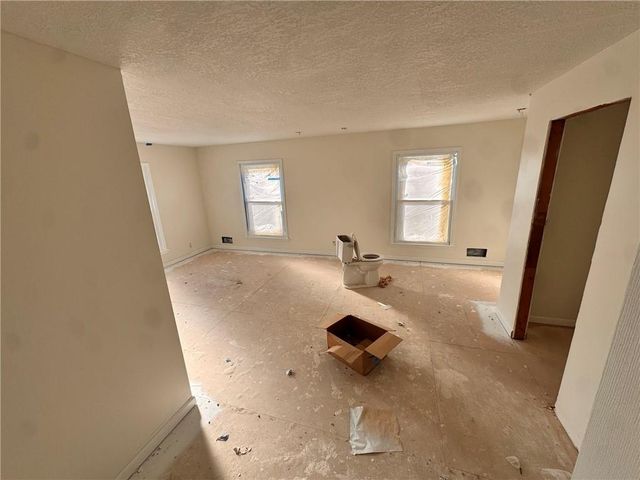 3649 S Park Avenue, Independence, MO 64052