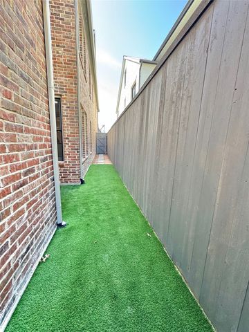 4400 Glenwick Lane, University Park, TX 75205