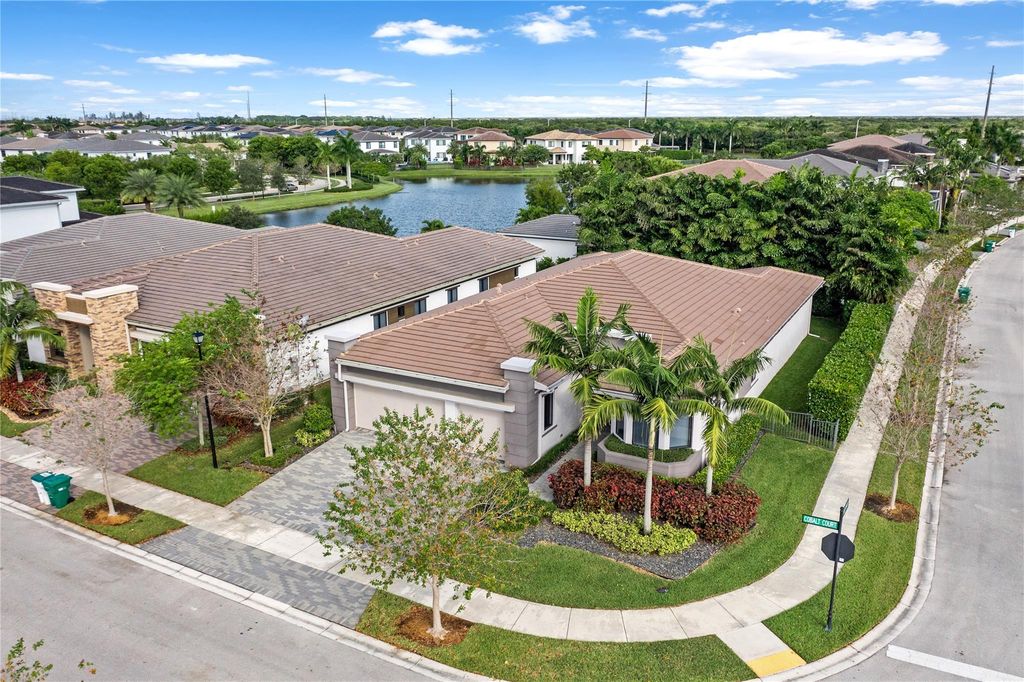 10635 Cobalt Ct, Parkland, FL 33076