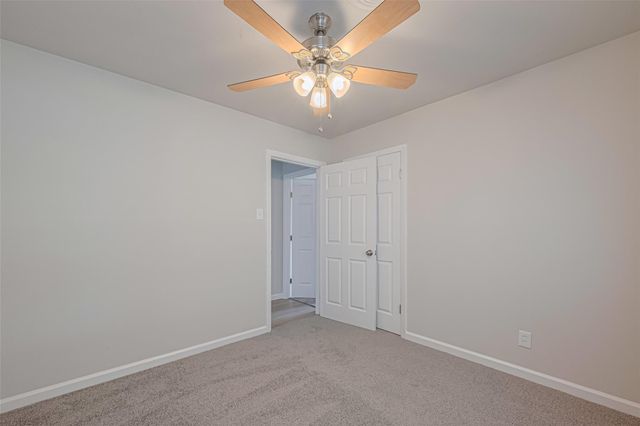2401 33rd Avenue N, Texas City, TX 77590