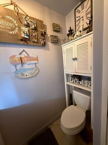 11435 NW 41st St, Sunrise, FL 33323