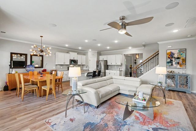 2925 Hen Brook Dr, Columbia, TN 38401