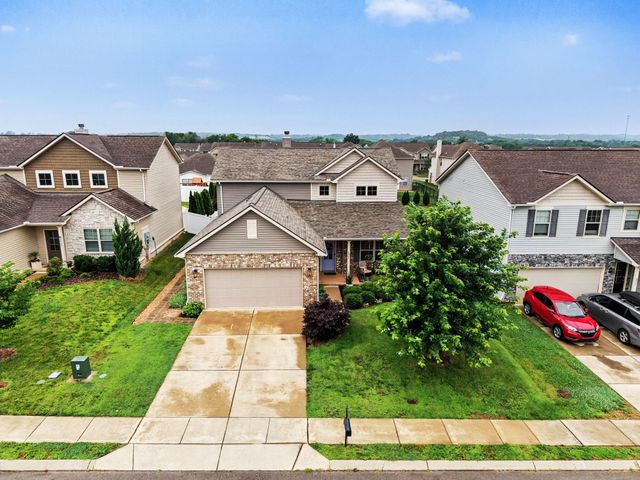 2925 Hen Brook Dr, Columbia, TN 38401