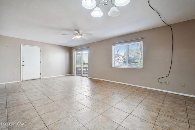 2525 N Alvernon Way Unit B1, Tucson, AZ 85712